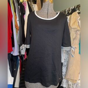 Ellen Tracy black and white women’s blouse size medium